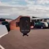 držiak do auta s nabíjačkou blow (1)